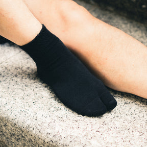 SHORT RIB SOCKS MENS / BLACK